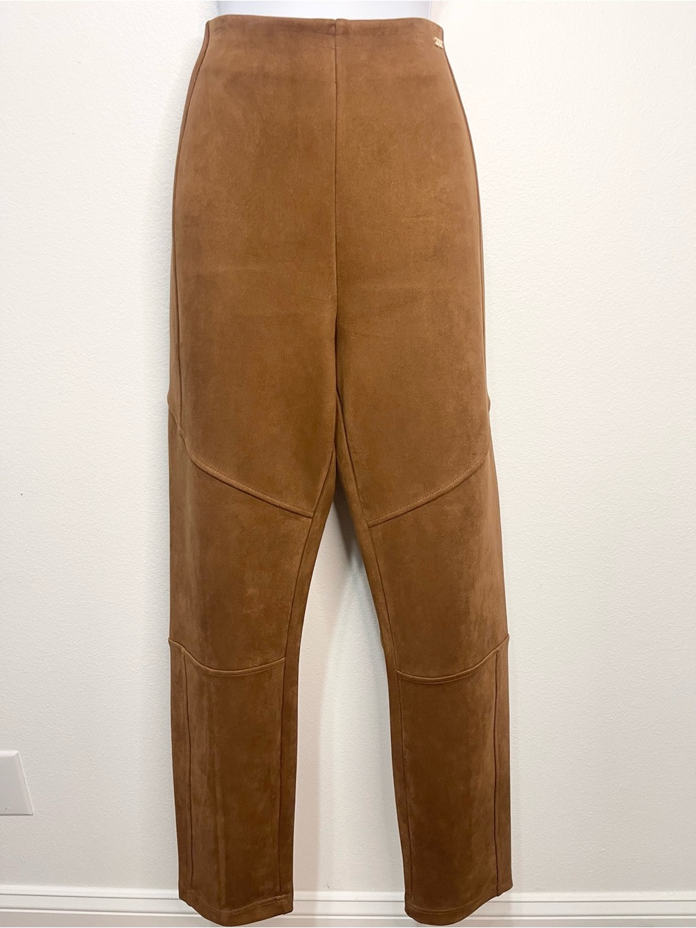 Ivanka Trump Camel Brown Faux Suede Slim Fit Pull On Pants Size Large NWOT